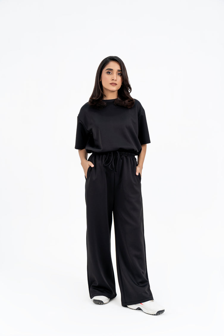 BOX FIT TEE WITH WIDE LEG TROUSERS