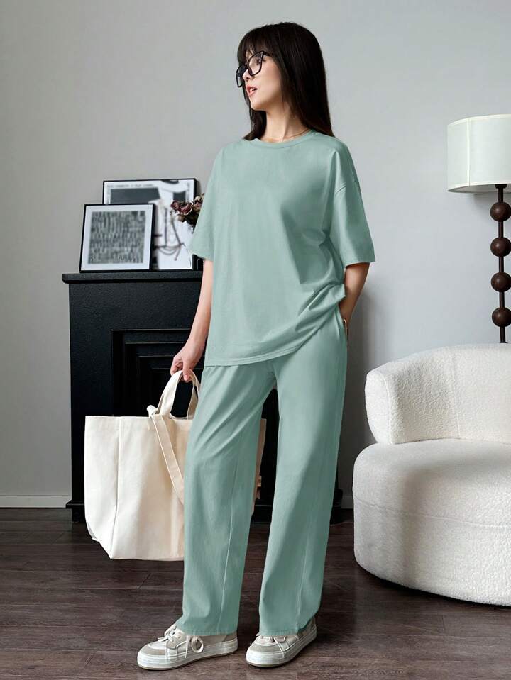 Solid Color Drop Shoulder T-Shirt With Loose Fit Casual Outfit Set