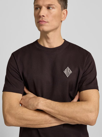 Fit Heavy Badge Accent T-shirt