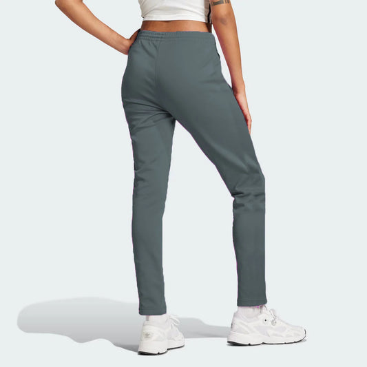 addi slim fit super stretch imported black dryfit trouser for women